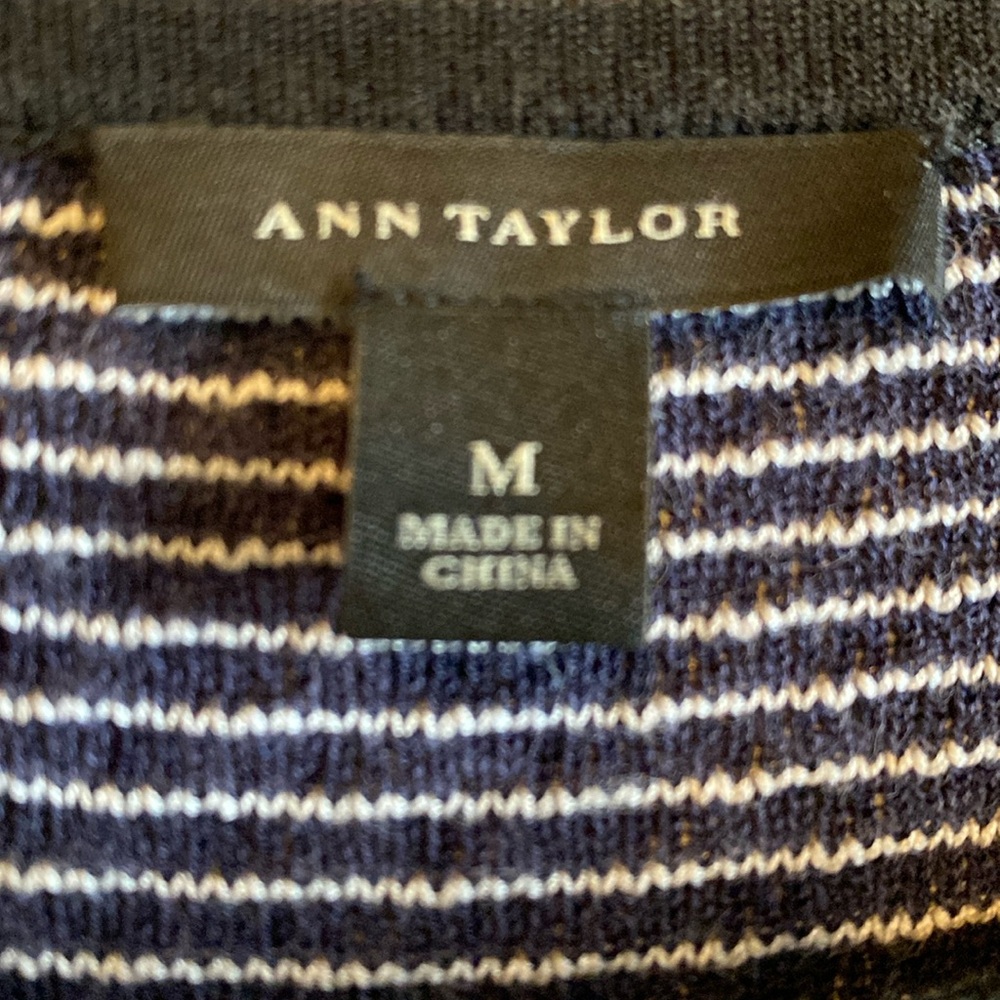 Ann Taylor Size Medium Womens Dress Stretch Navy Blue White Short Sleeve